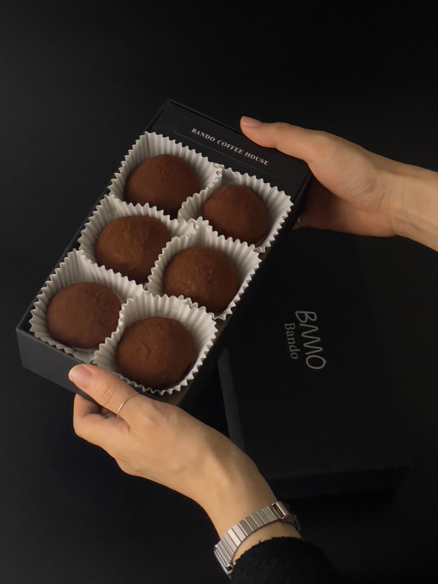 [Valentine’s Day Pre-Order]  Dubai Chewy  Cookies box